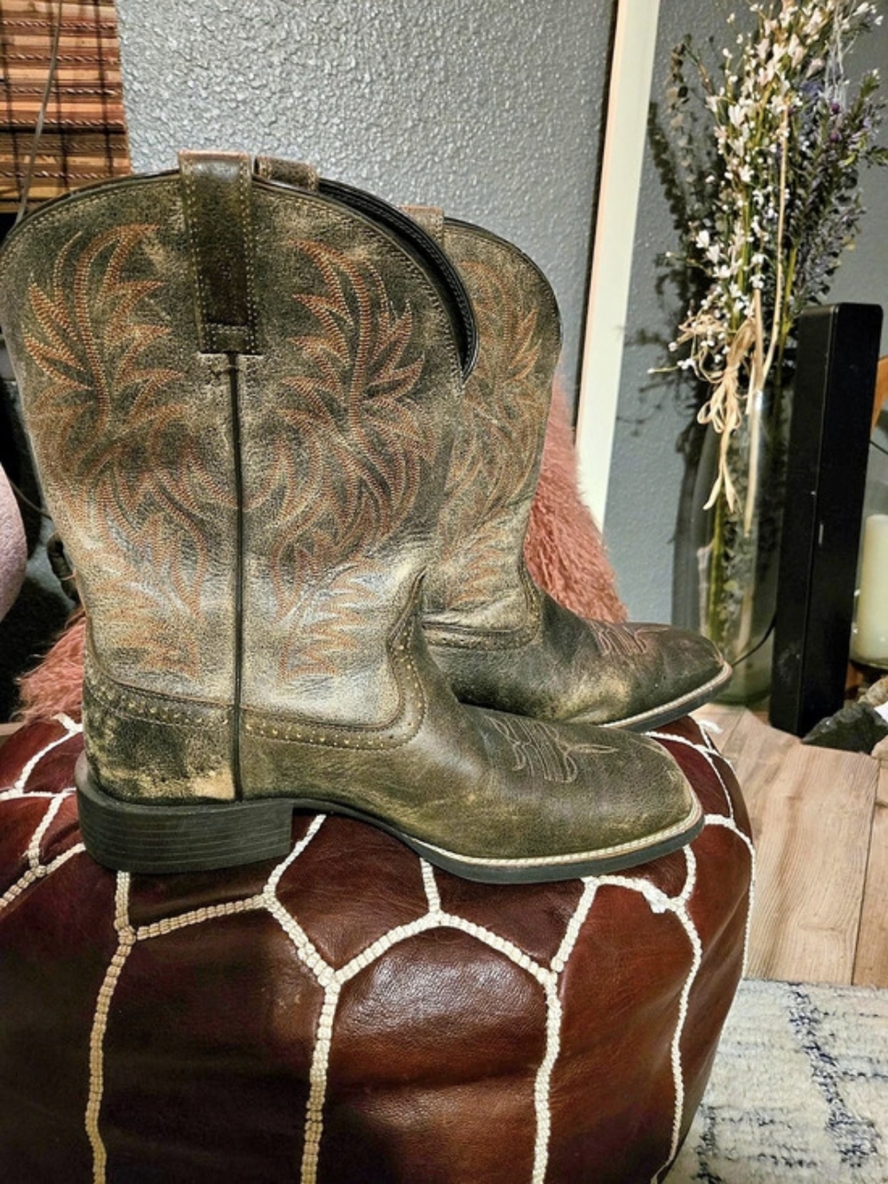 Ariat Men’s Sport Wide Square Toe boot US 13D Excellent Condition - Picture 2 of 8